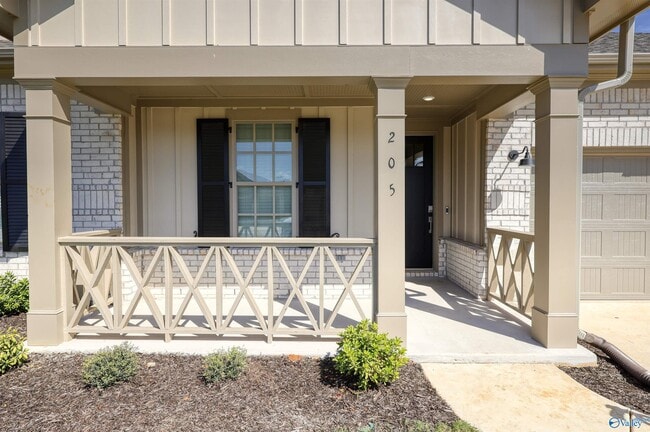 Photo - 205 Fallow Cir