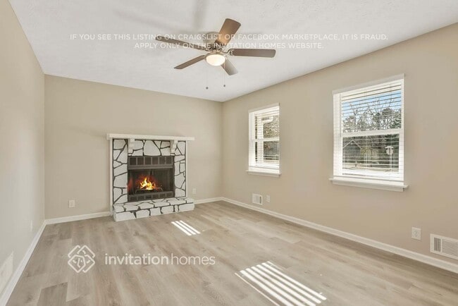 Photo - 5370 Zachary Dr