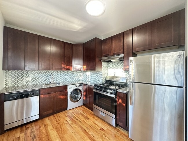 Photo - 822 Elm St Unit 603