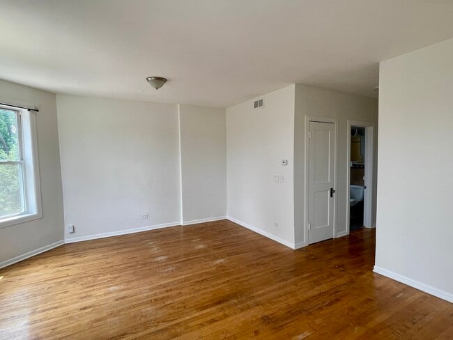Photo - 1408 Kenilworth Ave