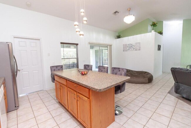 Photo - Kissimmee Charmer