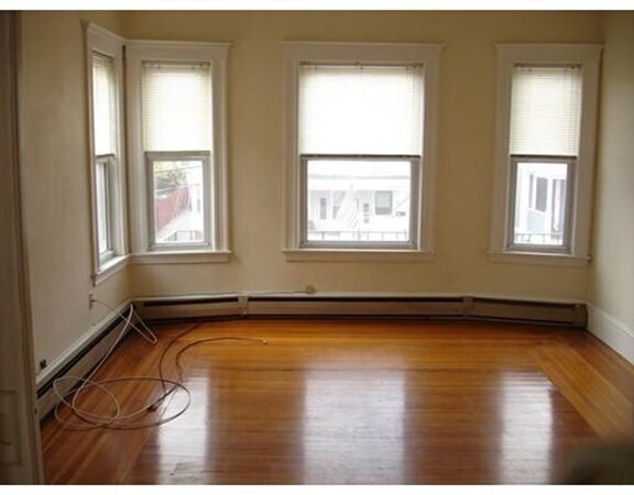 Photo - 19 Curtis St Unit 2