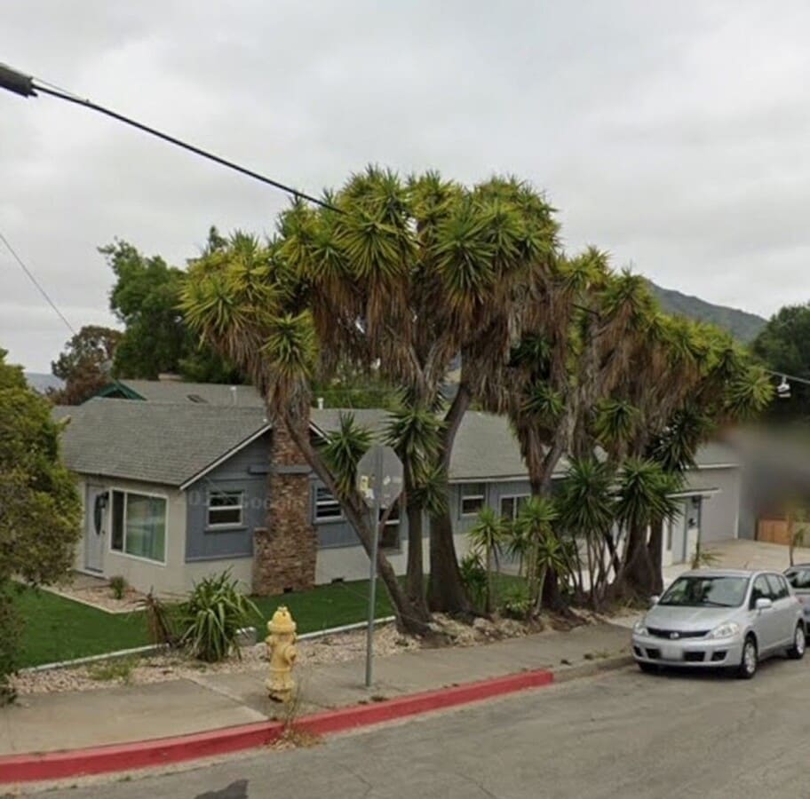 (2) 5 Bedroom House Just Blocks from Cal Poly - (2) 5 Bedroom House Just Blocks from Cal Poly