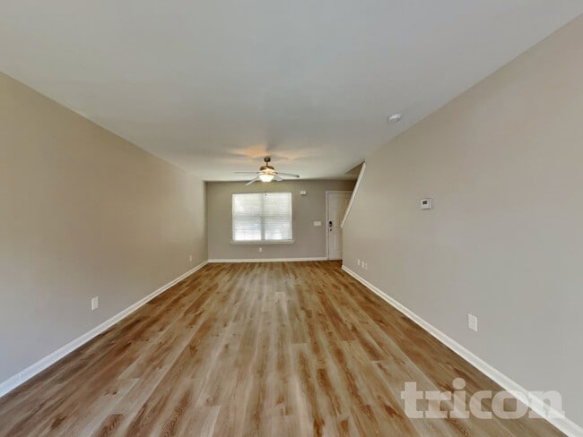 Photo - 175 Chesterbrook Ln House