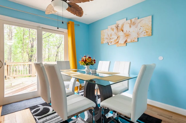 Photo - 617 Tuckahoe Creek Ct