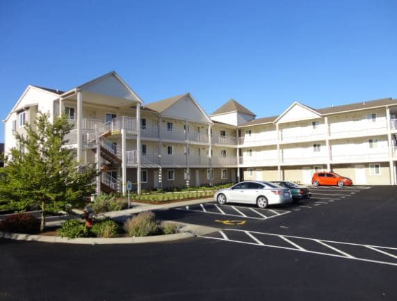 Benjamin Court Apartments - Benjamin Court Apartments
