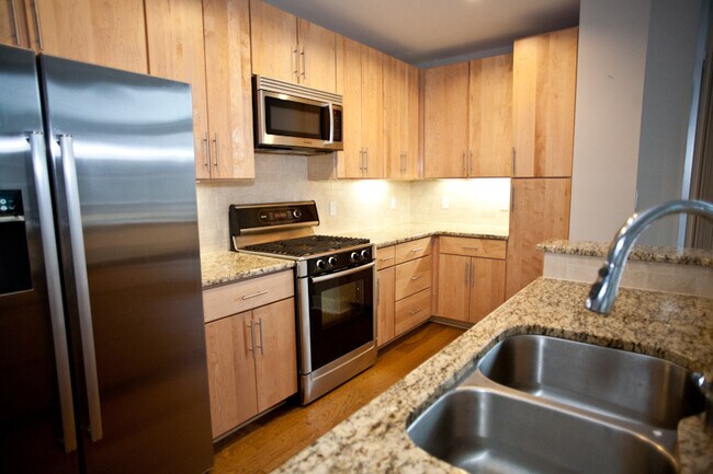 Photo - Live Downtown at 140 West Franklin Street!