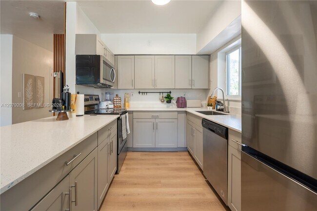 1317 NE 116th St Unit 1317