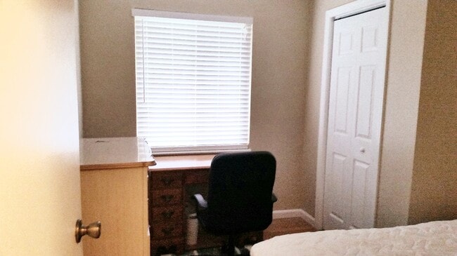 Photo - 7943 Irwin Ave