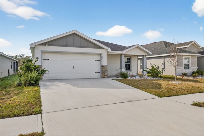 Photo - Single-Story 4/2 in Prime Riverview Location