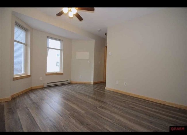 116 Van Brunt St Unit 1