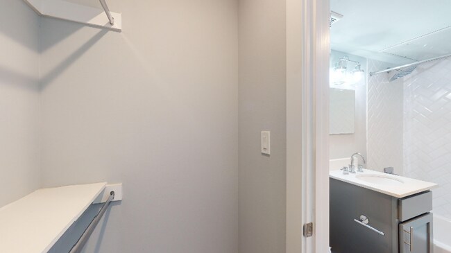 Photo - 4400 San Jacinto St Unidad 108