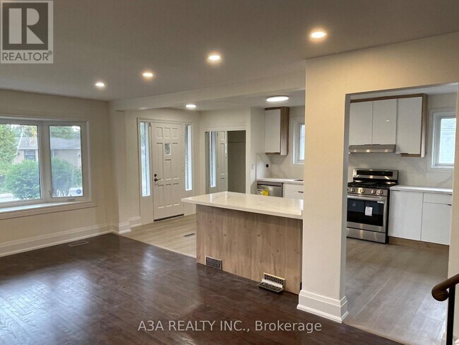 Photo - 5 Navan Crescent