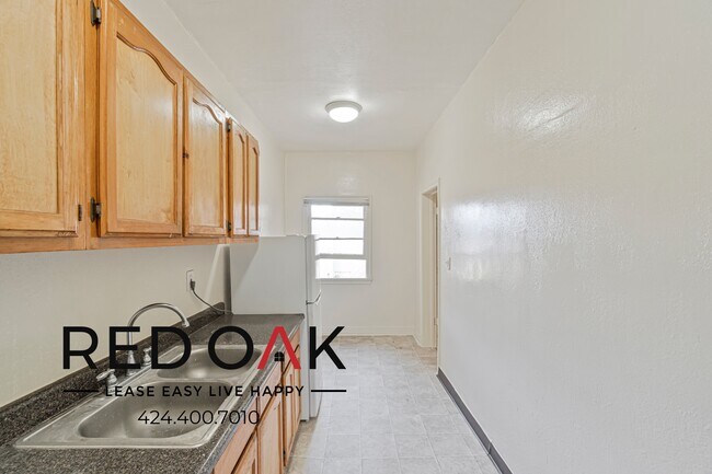 Photo - 400 S Kenmore Ave Unit 208