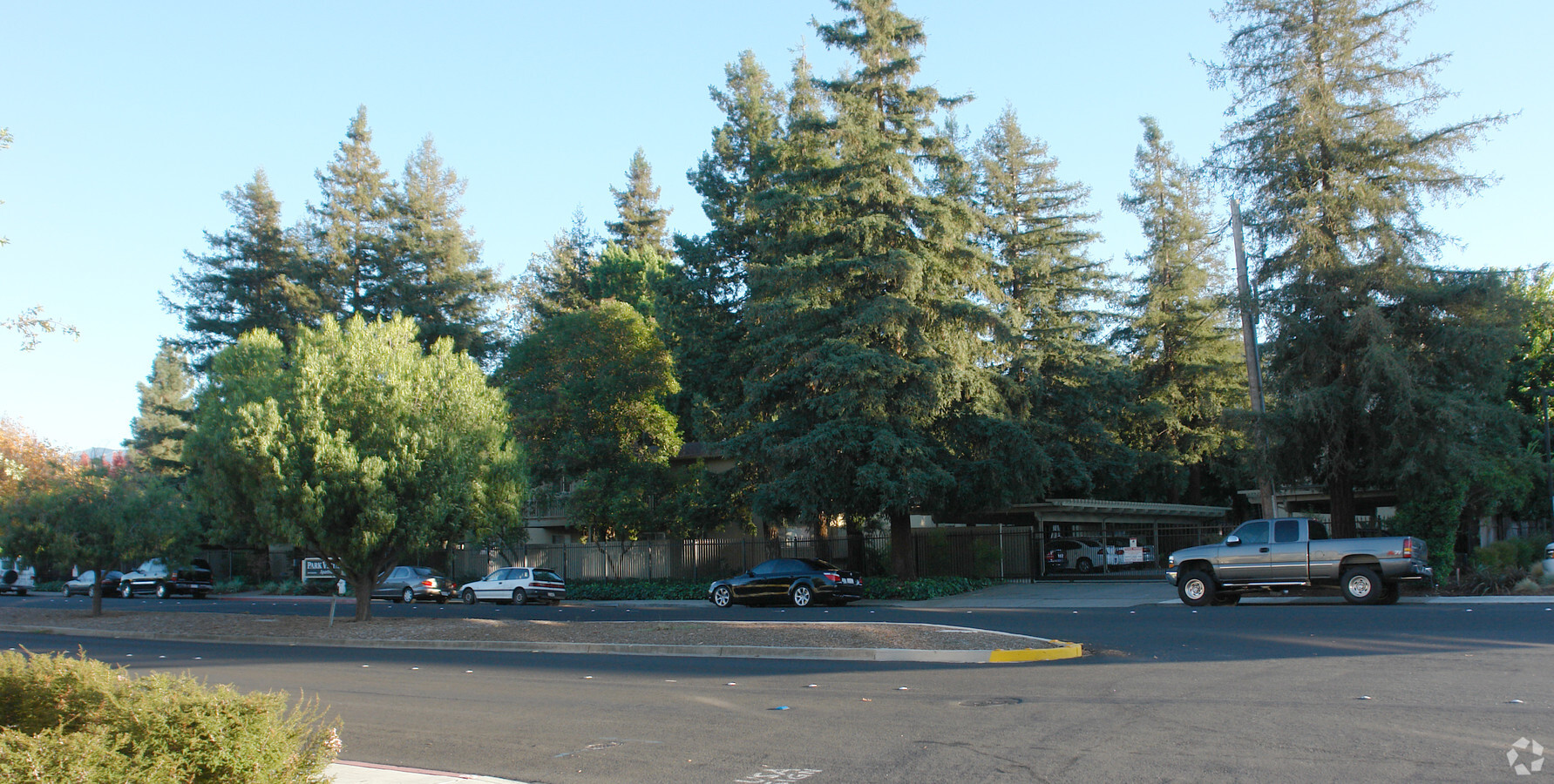 Park Vista Apartments - Park Vista Apartments