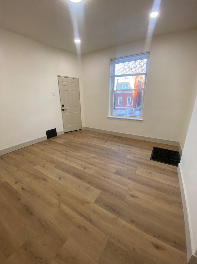 Photo - 4115 Oregon Ave Unit 1F