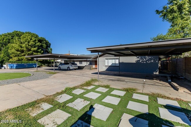 Building Photo - 936 W Rio Salado Pkwy Unit 4