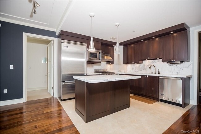 Photo - 1 Renaissance Square Unit 21F