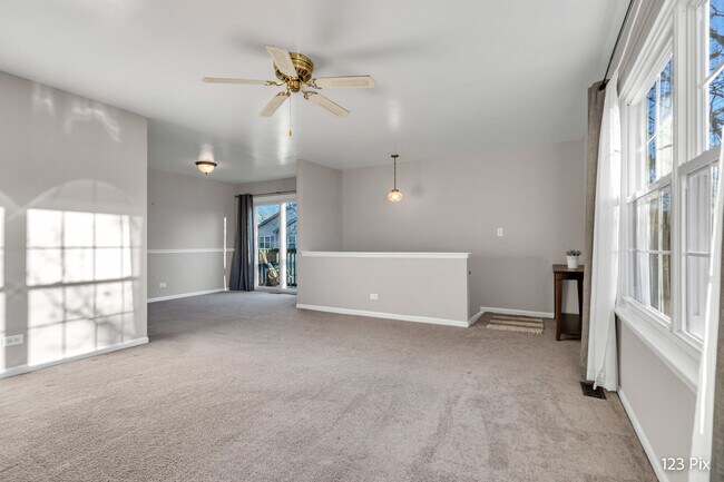 Photo - 111 Brookwood Ct