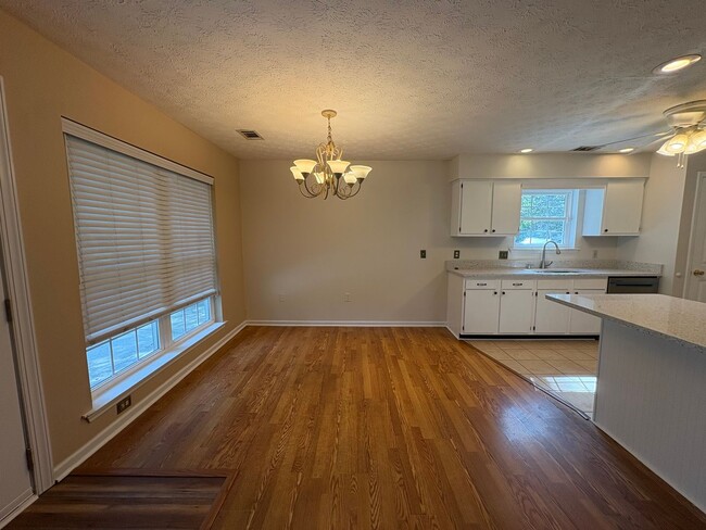 Photo - 133 John Glenn Dr