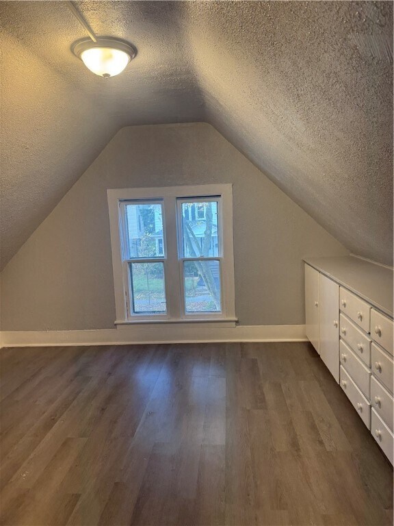 Photo - 686 Seward St