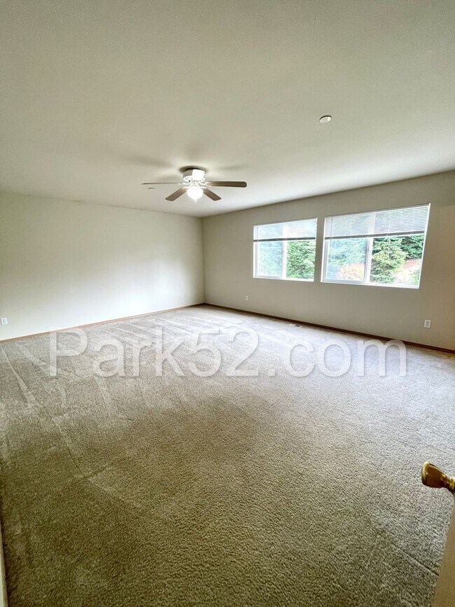 Photo - DuPont 4 Bedroom Single Family