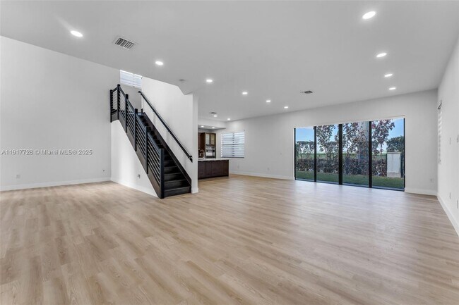 Photo - 16175 SW 136th Terrace