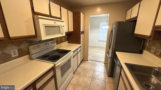 Photo - 7804 Guildberry Ct Unit 303