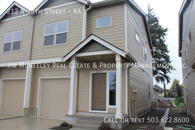 3 bedroom, 2.5 bathroom w/ attached garage - 3 bedroom, 2.5 bathroom w/ attached garage Apartment Unit #A