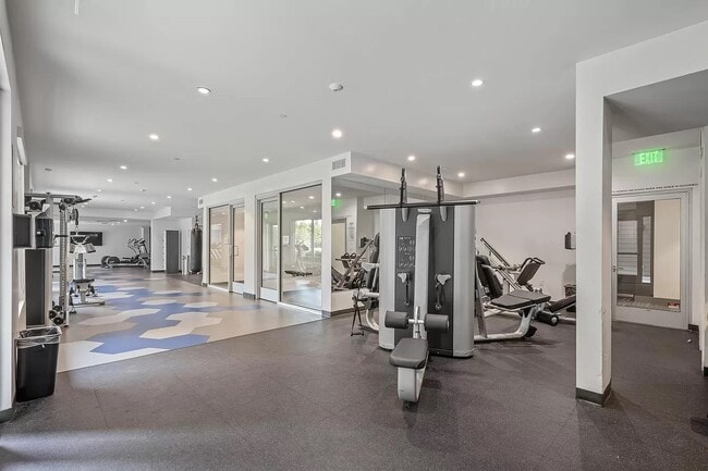 Photo - 5875 Interceptor St Unidad Petite Suite - 306B