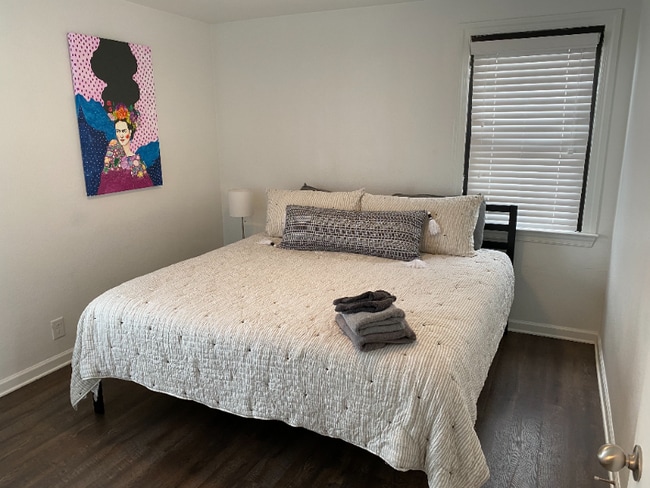 Photo - 1601 Herman St