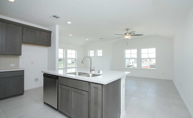 Photo - 3607 Crescent Moon Ct