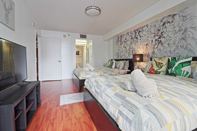 Building Photo - 1200 Brickell Bay Dr Rental