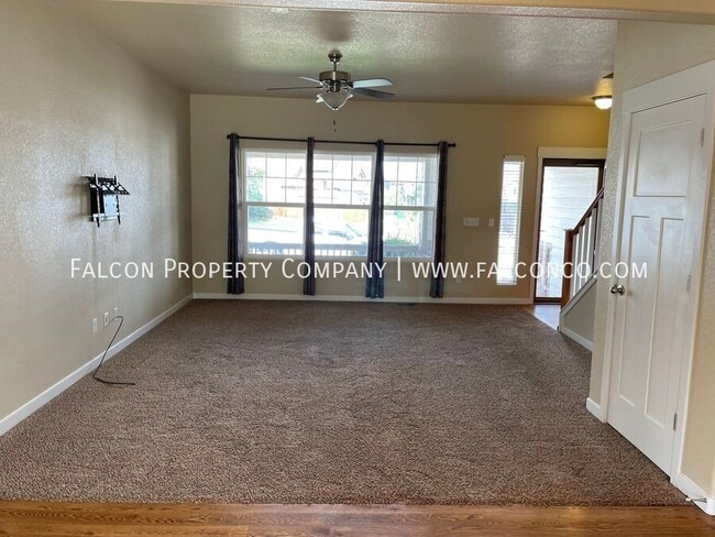 Photo - 2495 Reed Grass Way