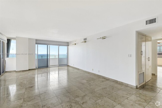 Building Photo - 8911 Collins Ave Unit 605 Rental