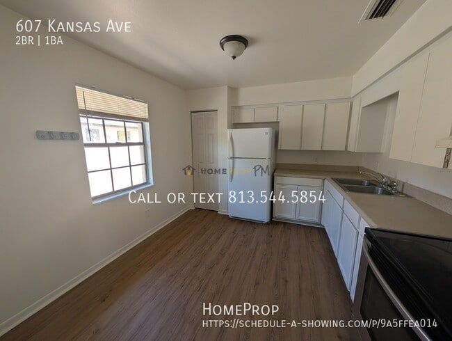 Photo - 607 Kansas Ave