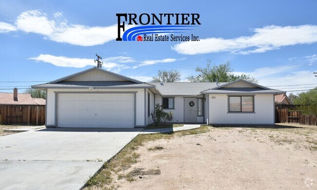 Building Photo - Spacious 3-Bedroom, 2-Bath Home with Bonus...