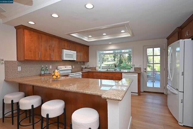597 St George Rd