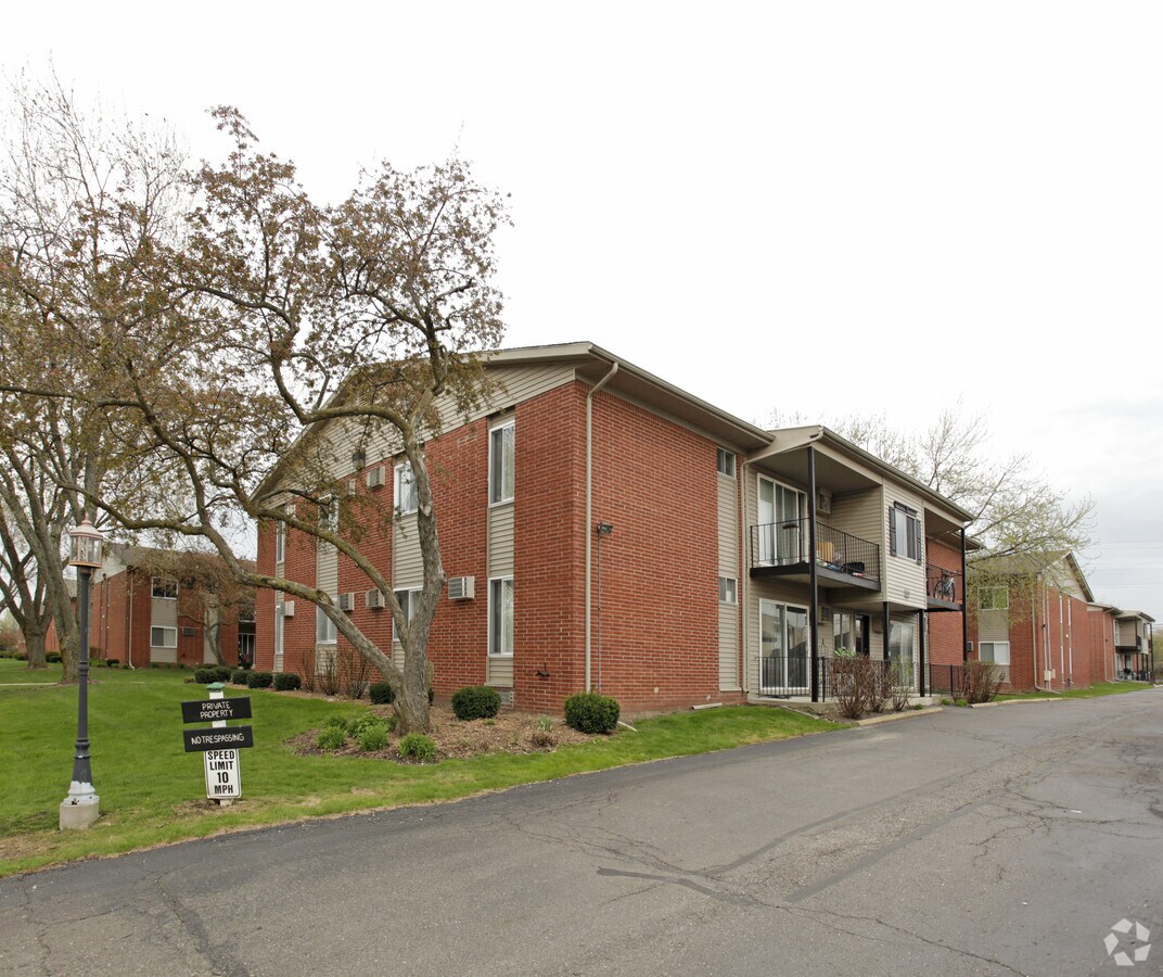 Photo - Normandy Oaks Apartments