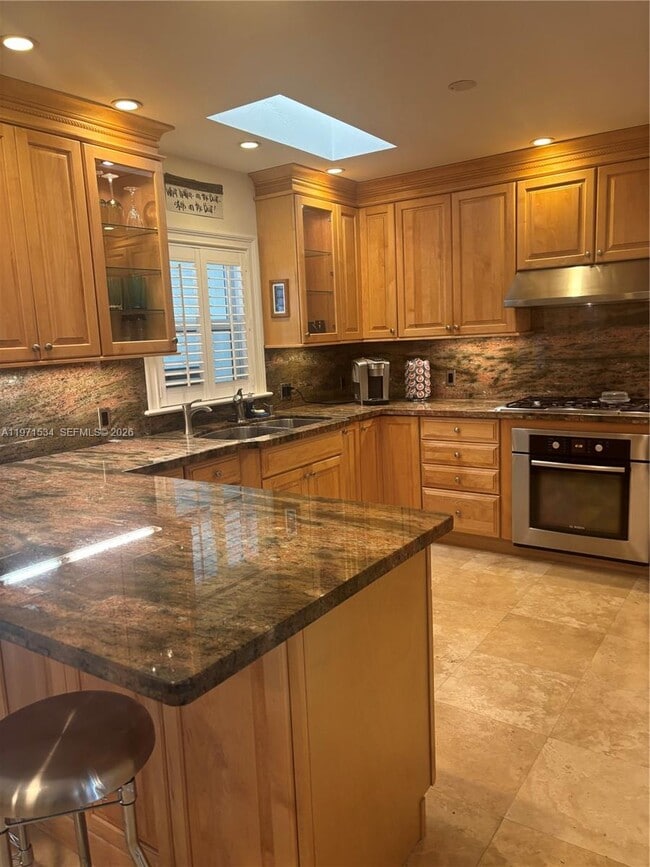 Photo - 42 Transylvania Ave