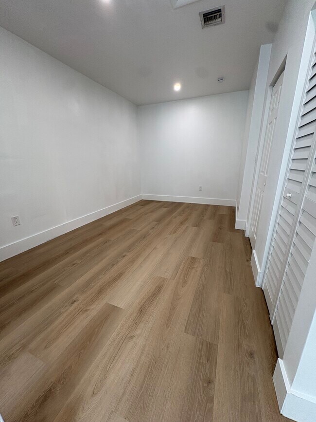 Photo - 3740 SW 124th Ct Unit Efficiency