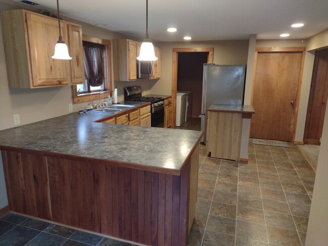 Building Photo - 101 Behm Rd Unit 101 Lower