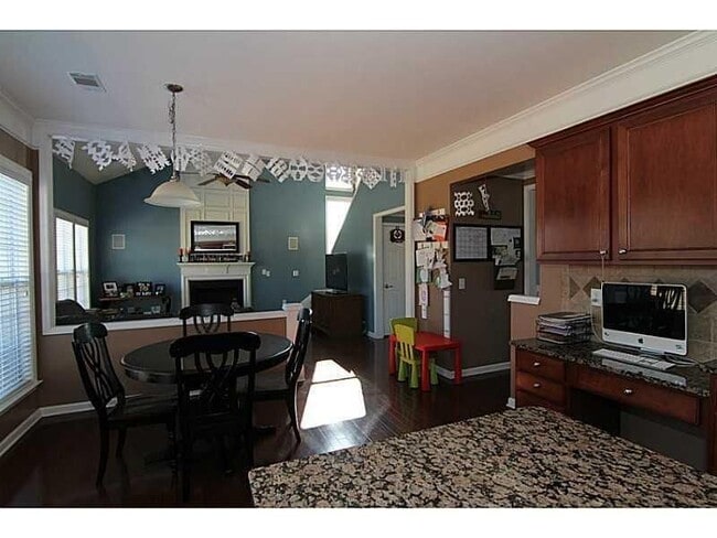 203 Glenwood Dr