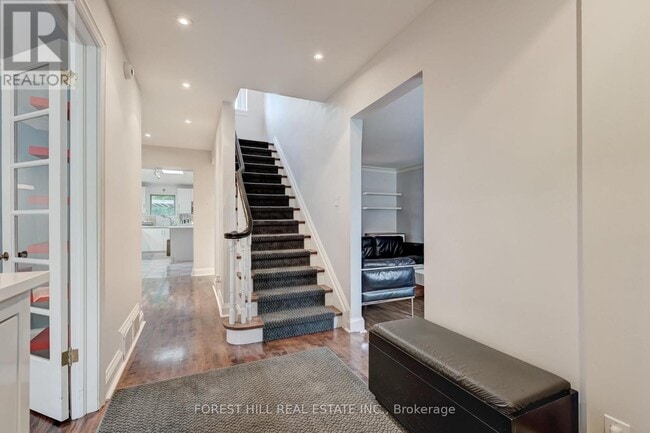 Photo - 112 Dewbourne Ave