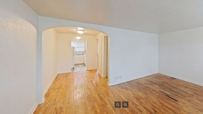 Photo - Glacier Tri-Plex Unit 490 East 14th Ave