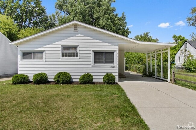 Building Photo - 27361 Delton St Rental