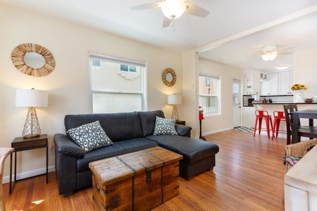 Photo - 716 Dover Ct