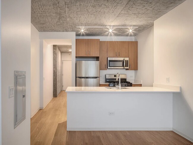 Photo - 1408 S Wabash Ave