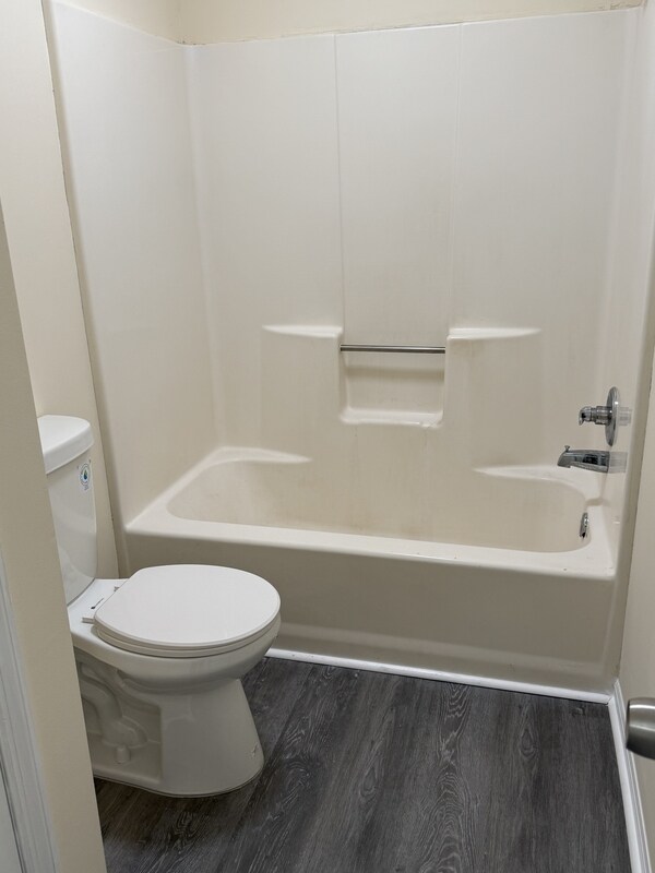 Photo - 273 Norman Dr