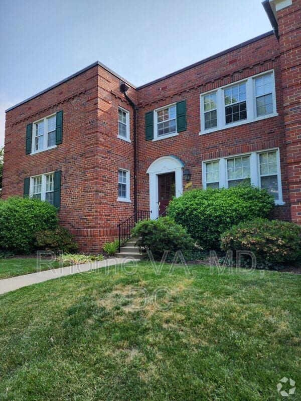 Building Photo - 1801 Queens Ln Unit #2-140 Rental